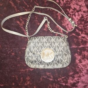 Mini cross body Michael Kors purse